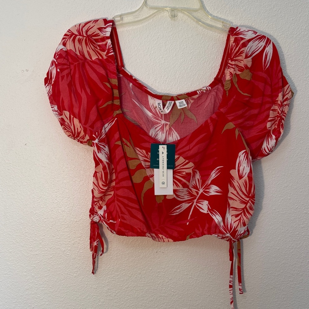 Roxy Women’s  Red and White Floral Blouse size XL